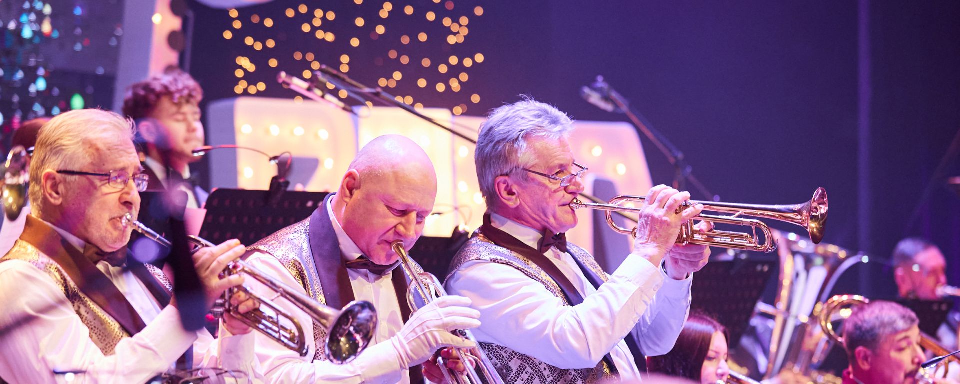 Премьера концертной программы «Круто ты попал…»               