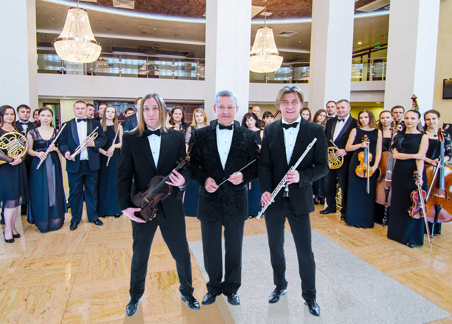 Международный фестиваль искусств «60 параллель»: Концерт «Би-2» и Симфонического оркестра Сургутской филармонии 