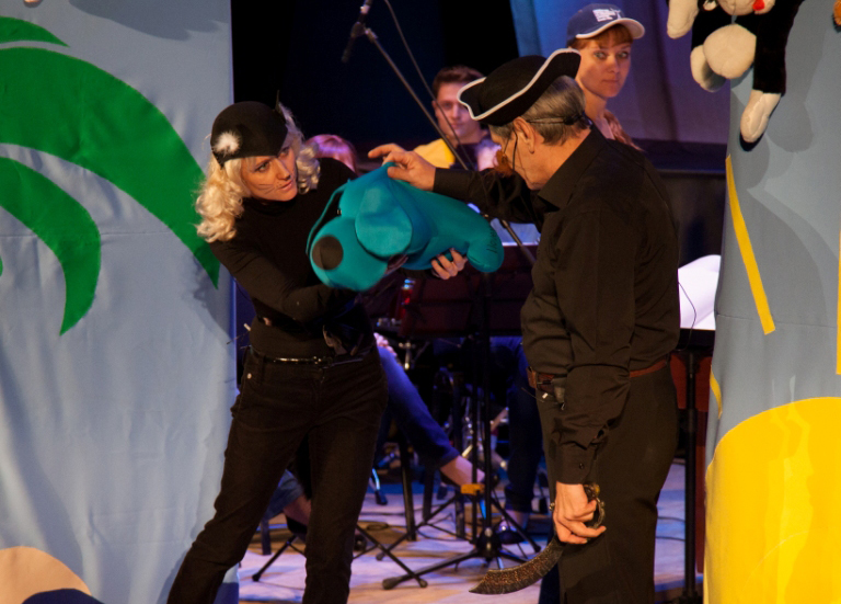 Детская музыкальная сказка "Голубой щенок" в исполнении камерного оркестра русских народных инструментов "Былина"