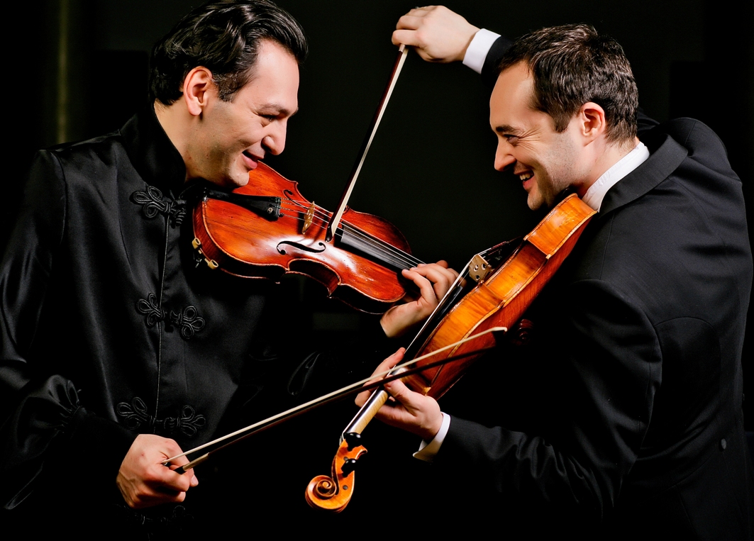 Карэн Шахгалдян (скрипка) и Максим Новиков (альт) с концертной программой "Поединок"