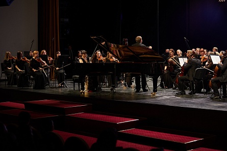 Торжественное закрытие XIV Молодёжного фестиваля искусств «Зелёный шум» 